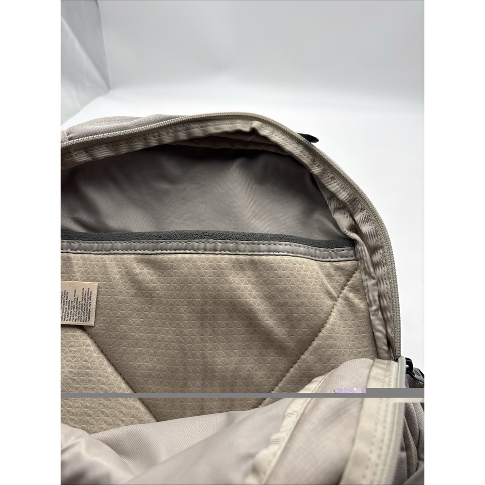 The North Face Women's Isabella Backpack-Gray - Picture 13 of 15